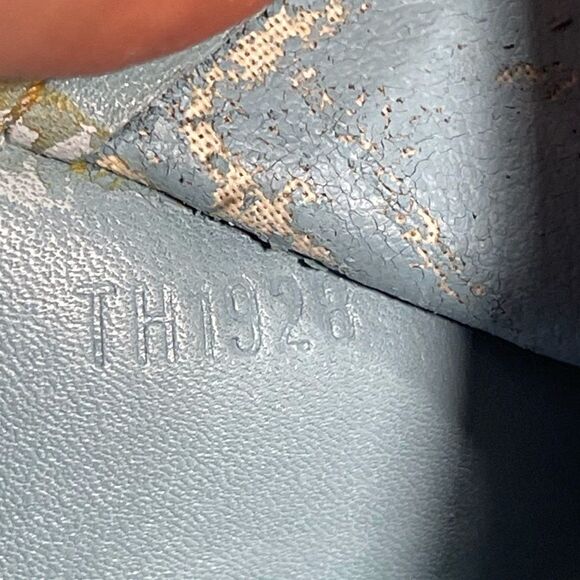 Louis Vuitton Vernis Walker Crossbody Bag or Wallet on Chain Authentic - Picture 6 of 6